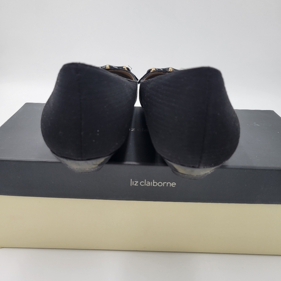 Womans Liz Claiborne Black Fabric Flats Leather Bottoms Gold accent buckle Sz 7 - Picture 6 of 12